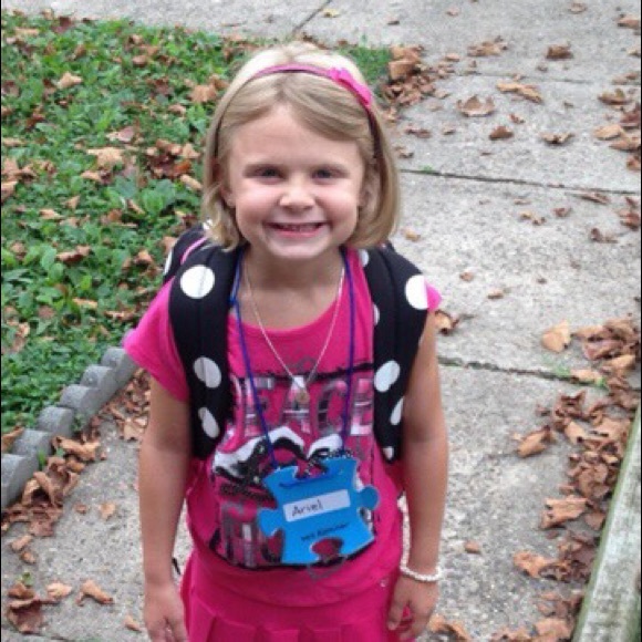 Meet your Posher, Ariel - Picture 1 of 1